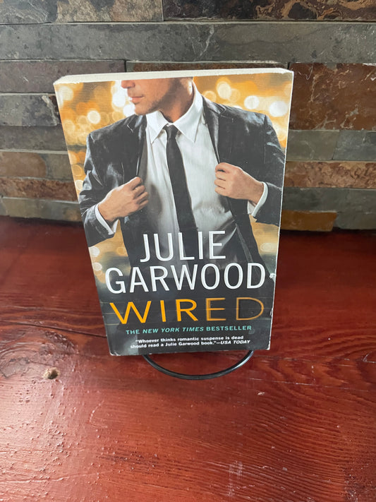 Wired by Julie Garwood