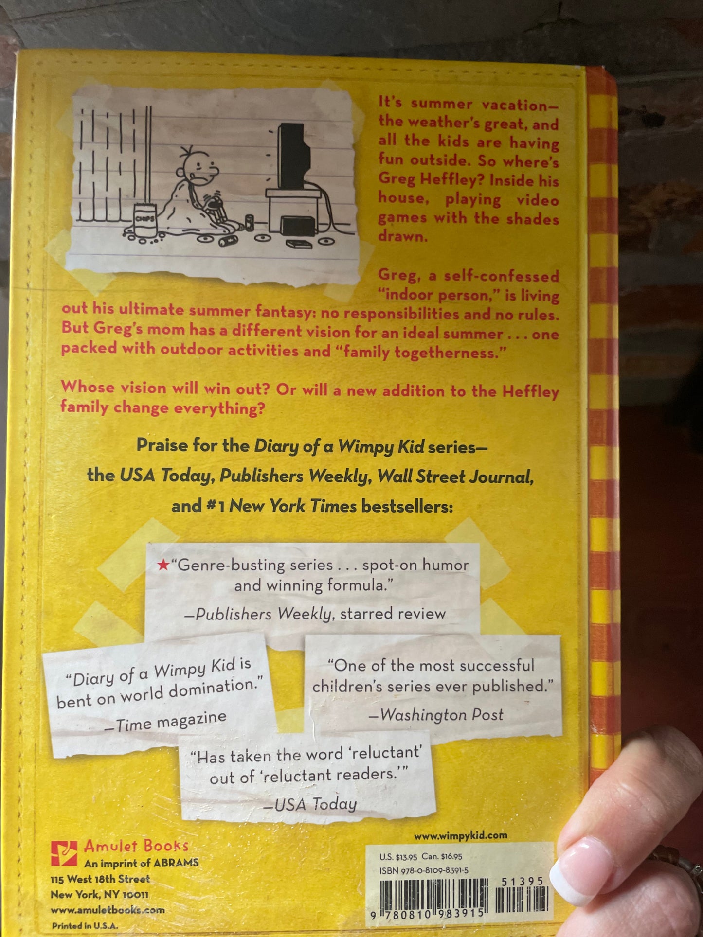 Diary of a Wimpy Kid : Dog Days by Jeff Kinney