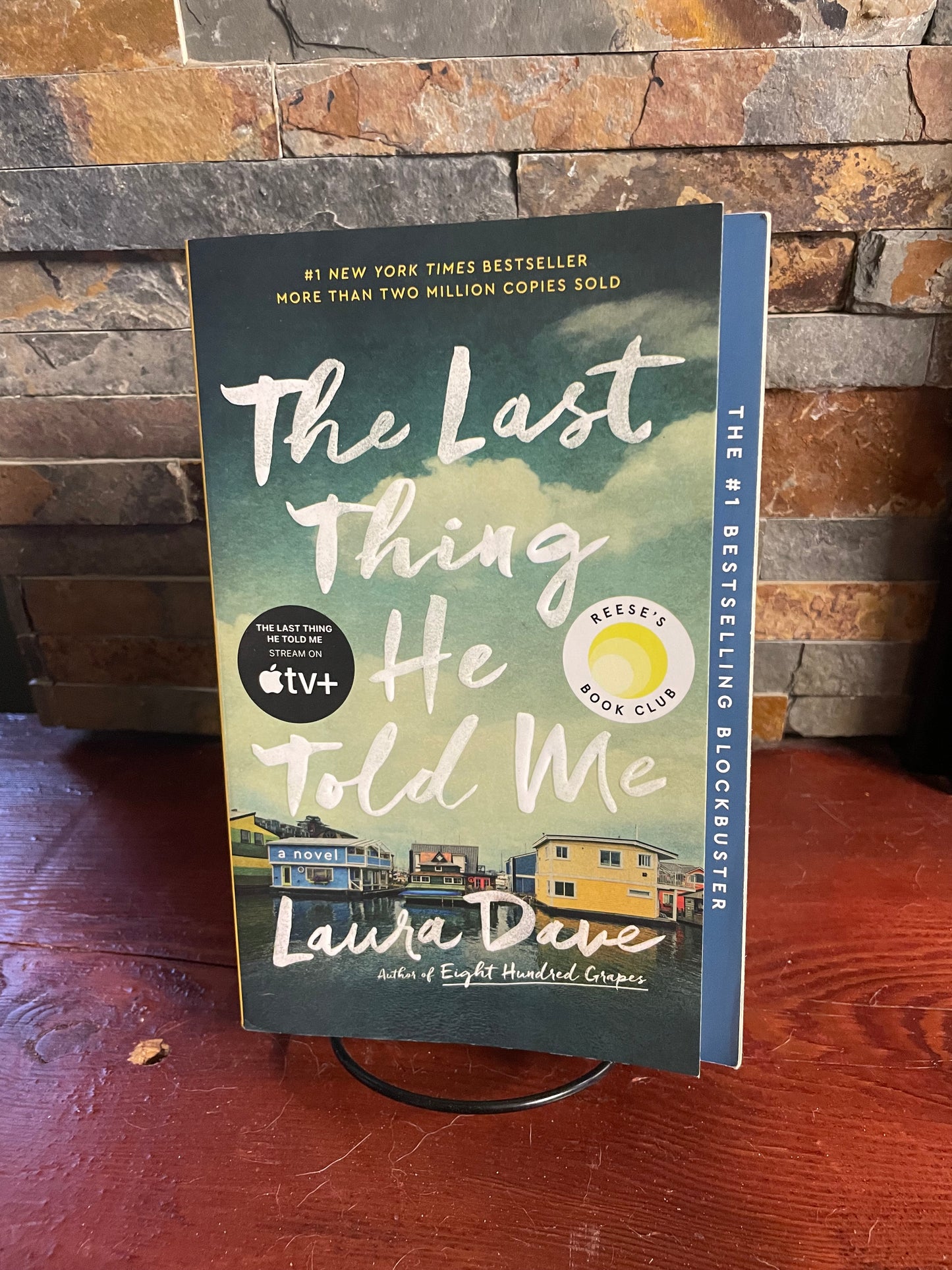 The Last Thing He Told Me by Laura Dave